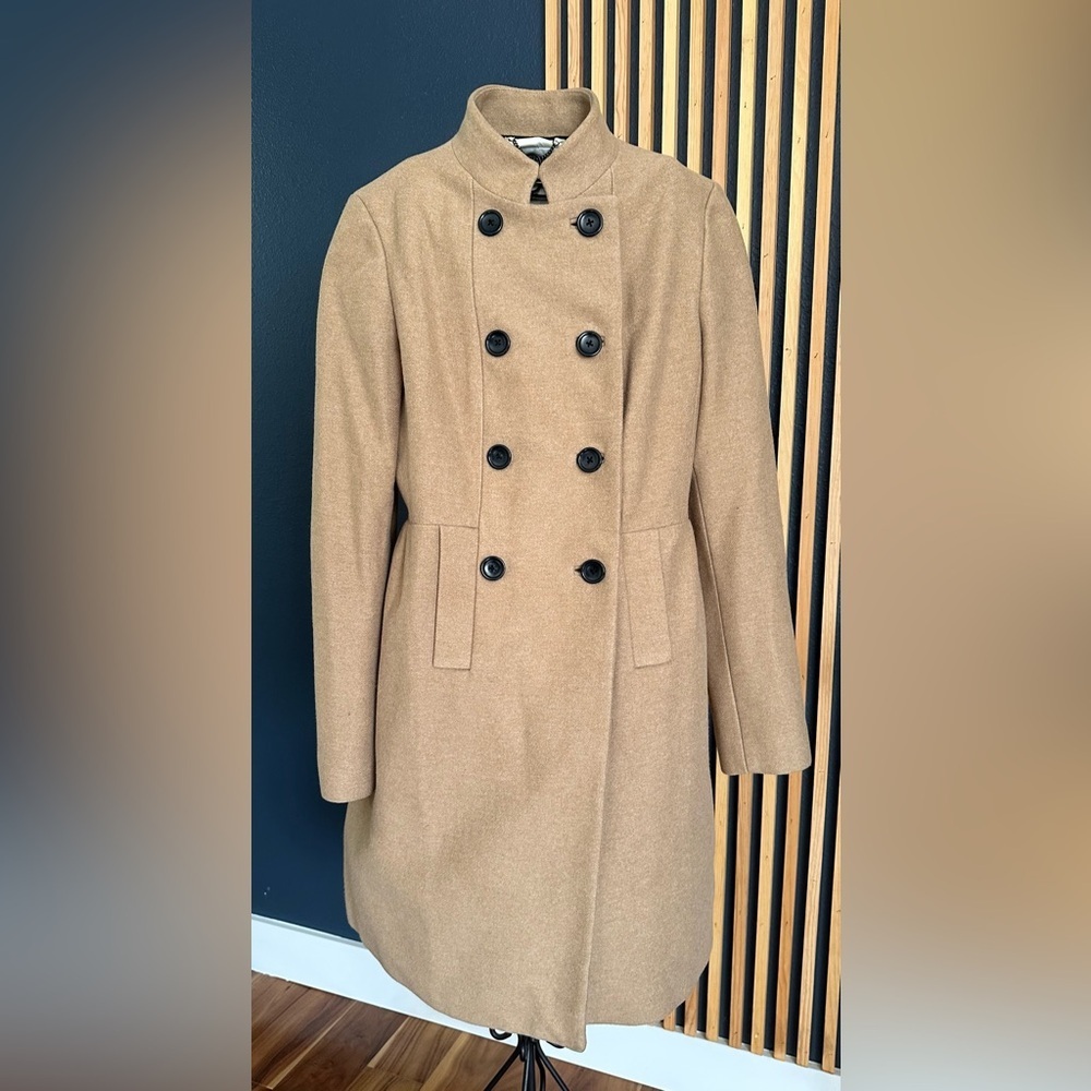 Banana Republic Wool Coat • Medium Tall • 38” Long Classic Winter Overcoat